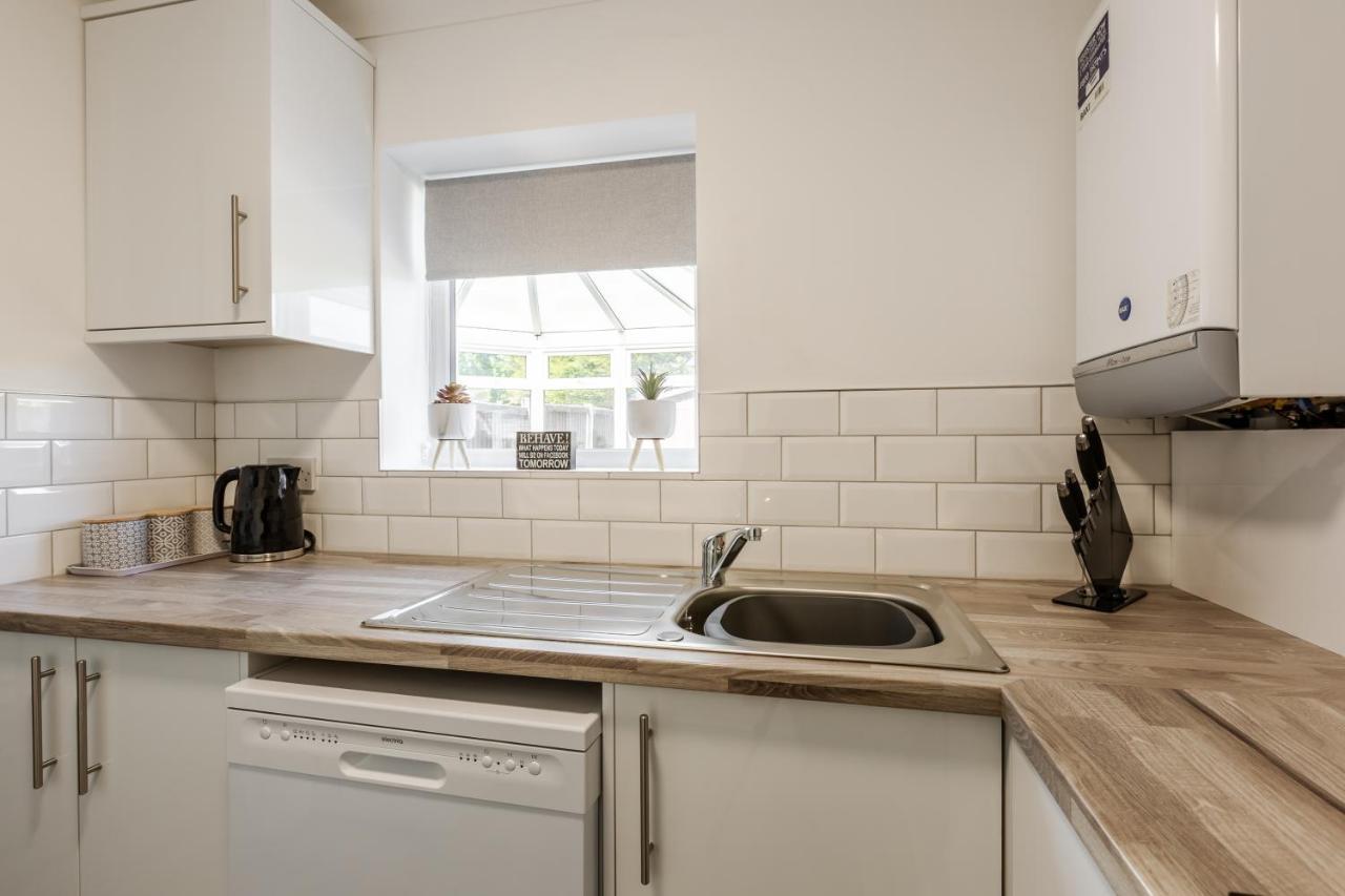 Curlew - 3 Bedrooms Wi-Fi, Parking, Contractors Thornton  Exteriér fotografie