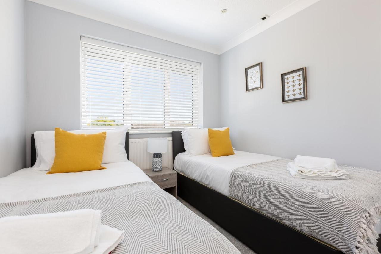 Curlew - 3 Bedrooms Wi-Fi, Parking, Contractors Thornton  Exteriér fotografie