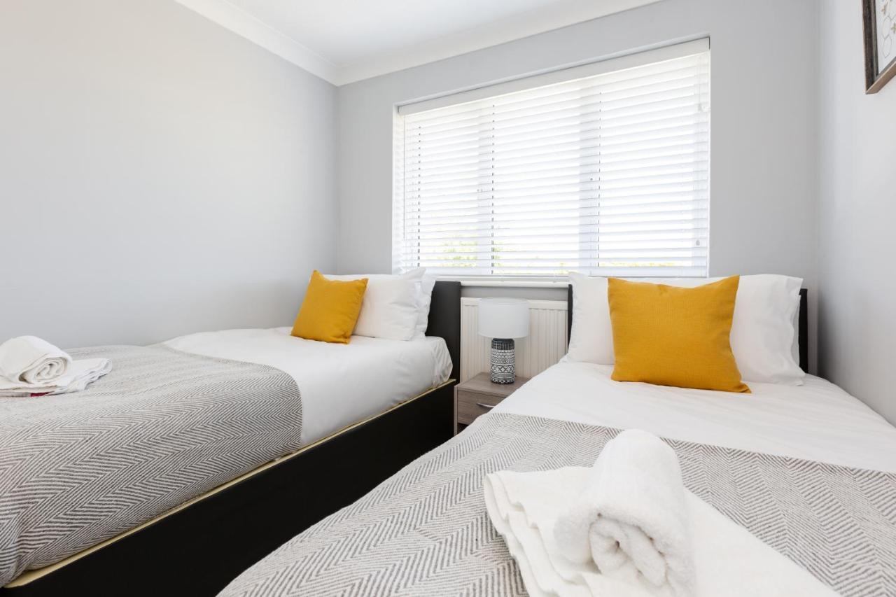 Curlew - 3 Bedrooms Wi-Fi, Parking, Contractors Thornton  Exteriér fotografie