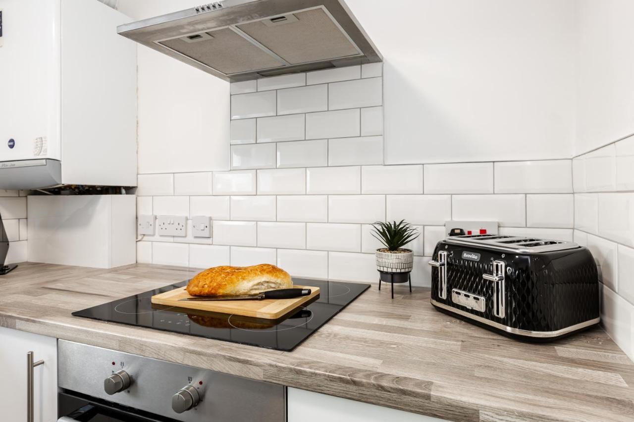 Curlew - 3 Bedrooms Wi-Fi, Parking, Contractors Thornton  Exteriér fotografie